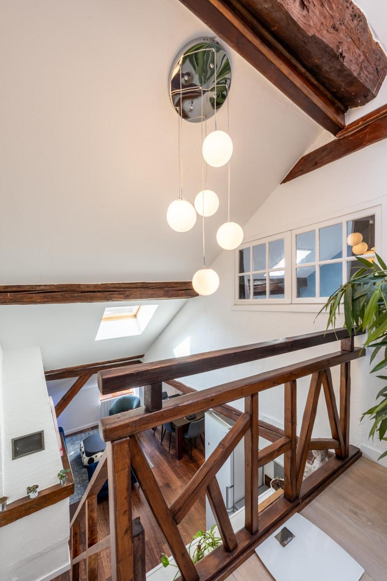 Sous Les Toits D'Annecy, Un Appartement Irresistible Pour 1 A 6 Personnes En Plein Coeur De Ville Eksteriør billede