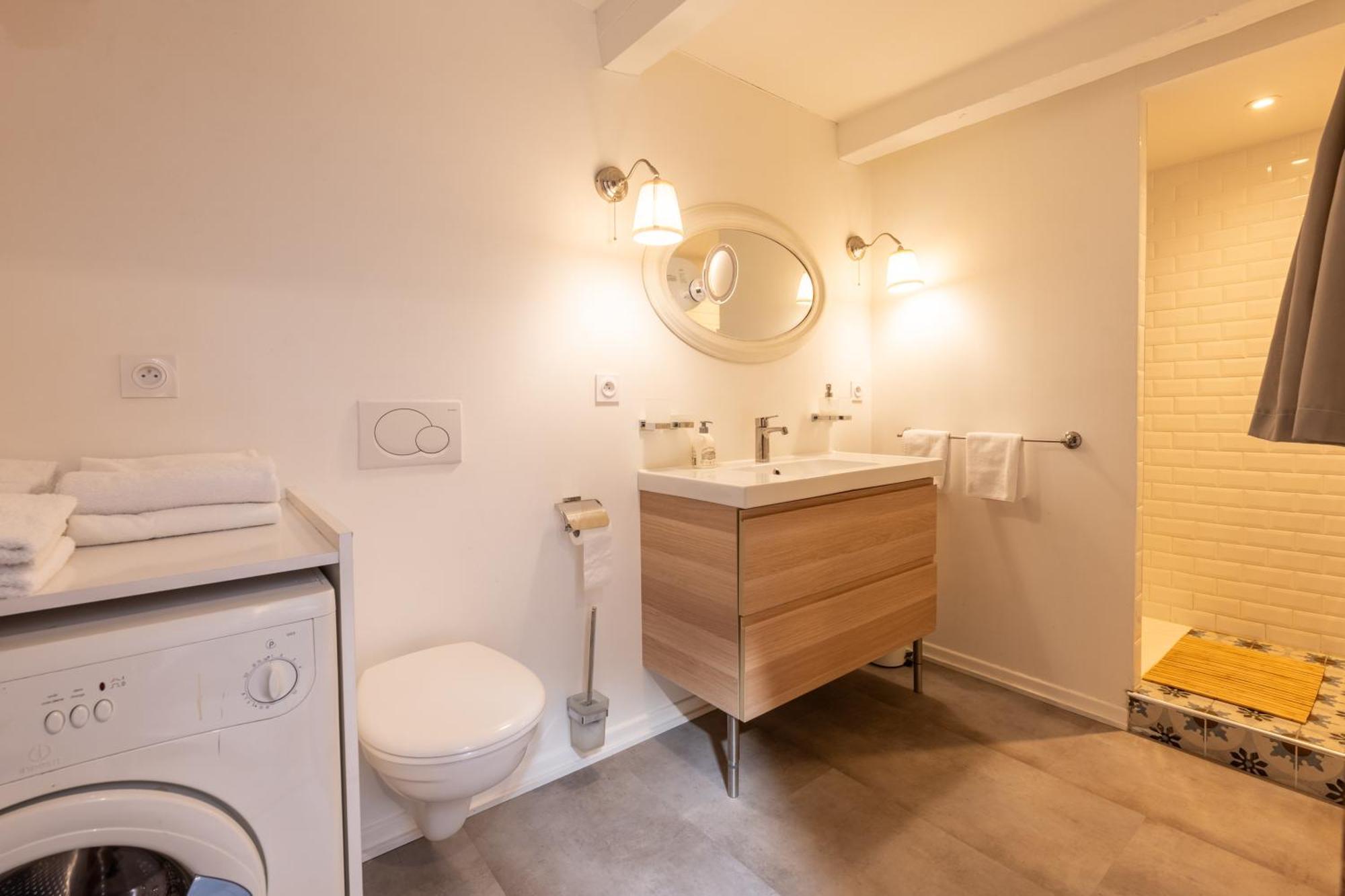 Sous Les Toits D'Annecy, Un Appartement Irresistible Pour 1 A 6 Personnes En Plein Coeur De Ville Eksteriør billede