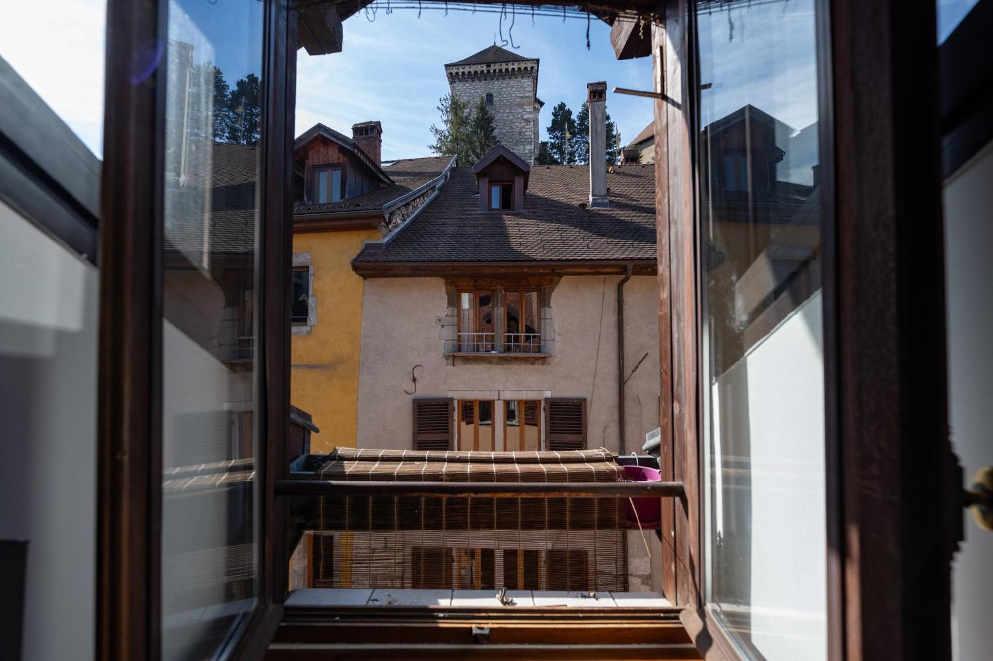 Sous Les Toits D'Annecy, Un Appartement Irresistible Pour 1 A 6 Personnes En Plein Coeur De Ville Eksteriør billede